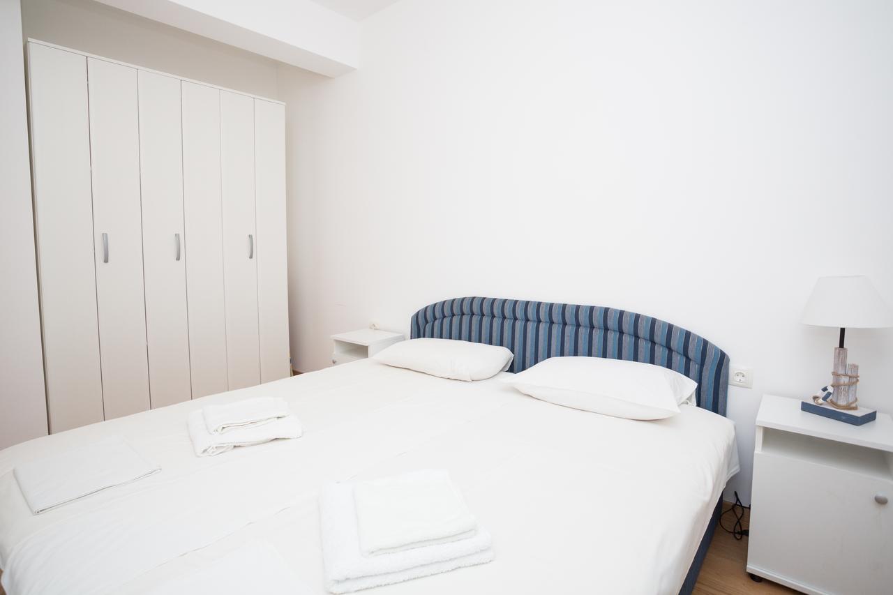 Apartment With Sea View Rafajlovići Exteriör bild